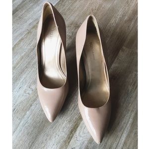 BCBGeneration Nude Pump